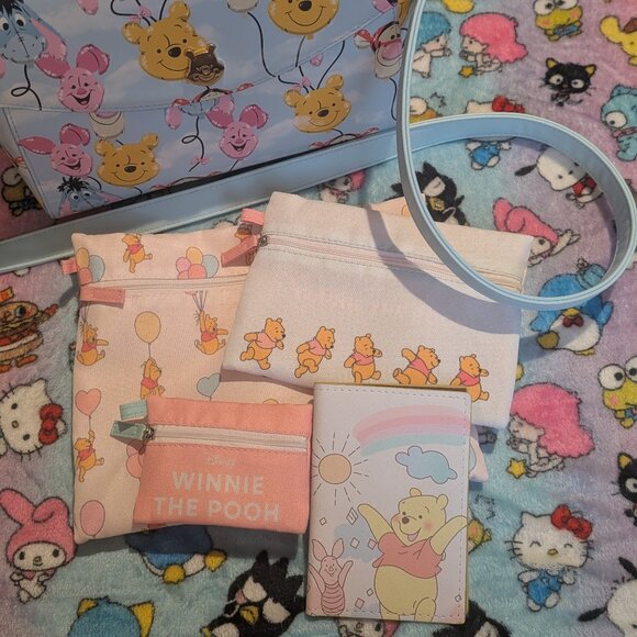 Loungefly Disney Winnie the Pooh and Friends Crossbody Bag Purse Balloon - Picture 2 of 16